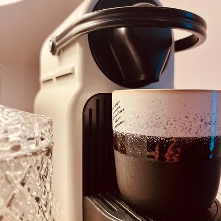 Apartamento B E D & A G E D E S I G N -small- Wunderschoenes Mit Bad - Rechnungserstellung Fuer Geschaeftsreisende & Firmen