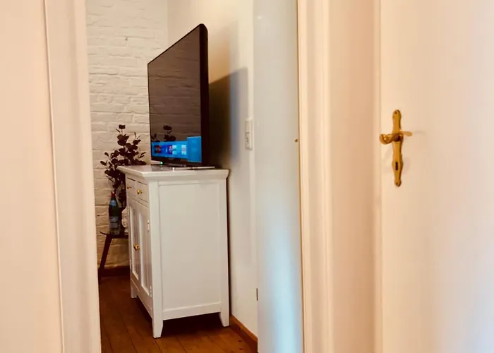 شقة B E D & A G E D E S I G N -small- Wunderschoenes Mit Bad - Rechnungserstellung Fuer Geschaeftsreisende & Firmen