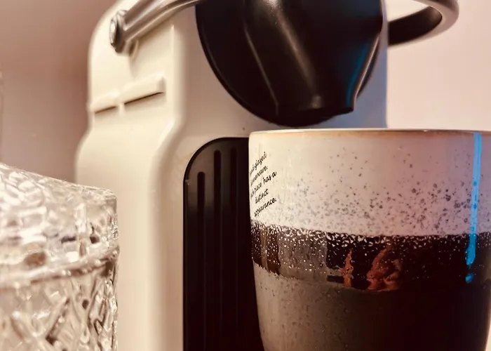 شقة B E D & A G E D E S I G N -small- Wunderschoenes Mit Bad - Rechnungserstellung Fuer Geschaeftsreisende & Firmen